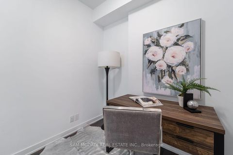 Photo 7 at 301 - 609 Avenue Road, St. Clair, Toronto