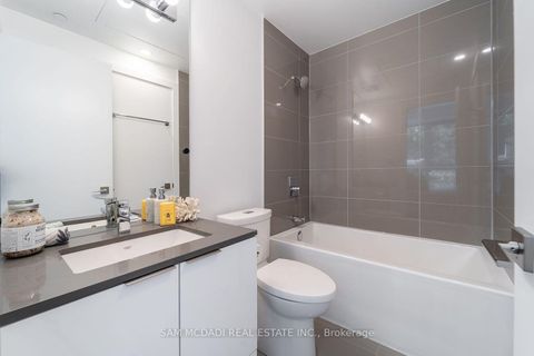 Photo 19 at 301 - 609 Avenue Road, St. Clair, Toronto