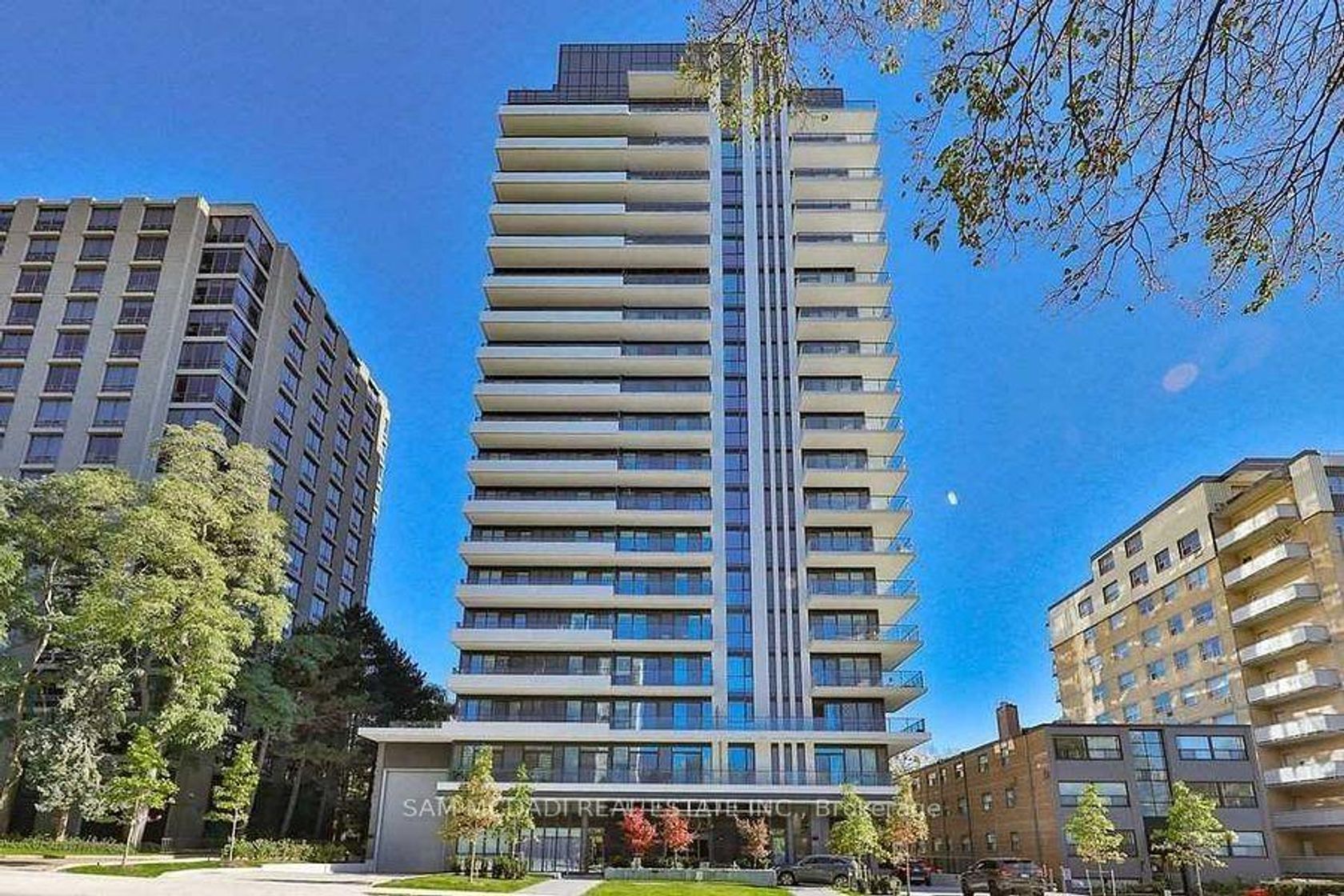 301 - 609 Avenue Road, St. Clair, Toronto 