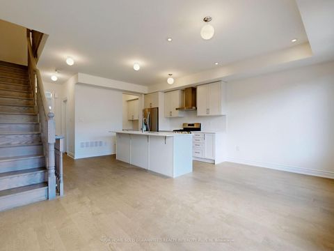 Photo 15 at 124 Tennant Circle, Vellore Village, Vaughan