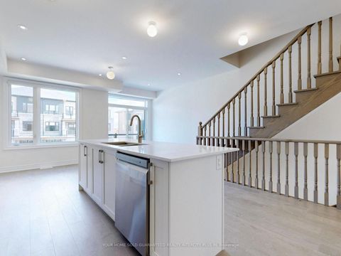 Photo 21 at 124 Tennant Circle, Vellore Village, Vaughan