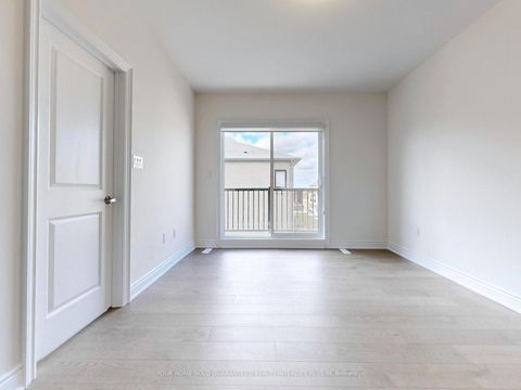 Photo 28 at 124 Tennant Circle, Vellore Village, Vaughan