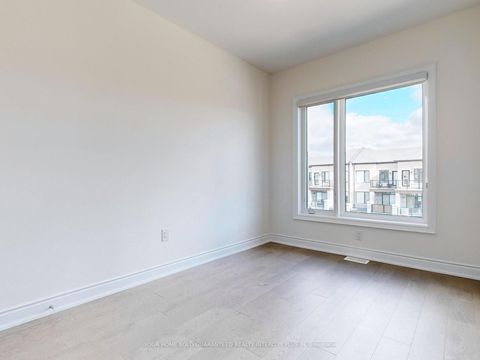 Photo 33 at 124 Tennant Circle, Vellore Village, Vaughan