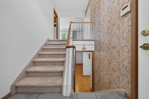 Photo 6 at 80 Shirley Avenue, Sunnidale, Barrie