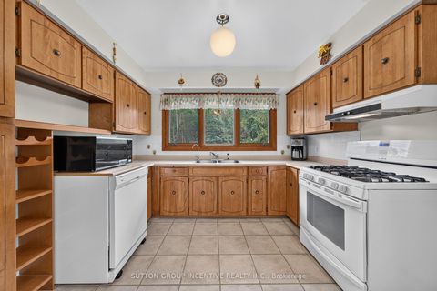 Photo 12 at 80 Shirley Avenue, Sunnidale, Barrie