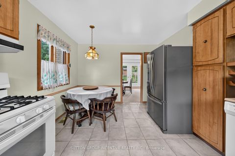 Photo 13 at 80 Shirley Avenue, Sunnidale, Barrie