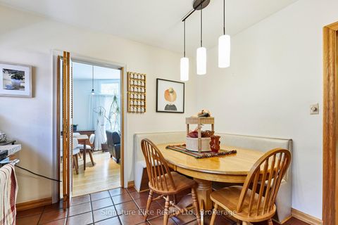 Photo 13 at 122 Haileybury Drive, Bendale, Toronto
