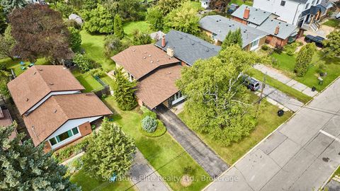 Photo 40 at 122 Haileybury Drive, Bendale, Toronto
