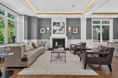 Photo 5 at 119 Patricia Avenue, Newtonbrook West, Toronto