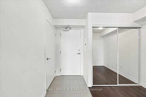 Photo 4 at 908 - 812 Lansdowne Avenue, Junction, Toronto