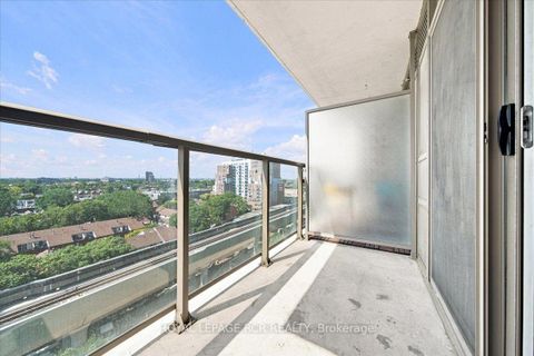 Photo 15 at 908 - 812 Lansdowne Avenue, Junction, Toronto