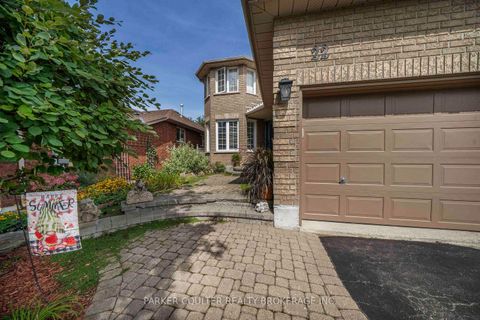 Photo 3 at 22 Taylor Drive, Bayshore, Barrie