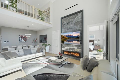 Photo 11 at 466 The Kingsway, Rosethorn, Toronto
