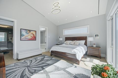 Photo 20 at 466 The Kingsway, Rosethorn, Toronto