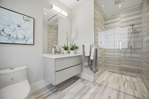 Photo 26 at 466 The Kingsway, Rosethorn, Toronto