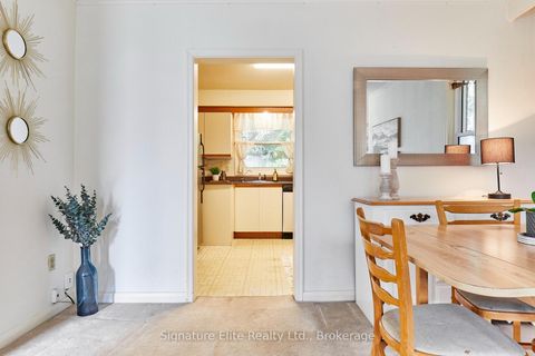 Photo 5 at 15 Bonny Lynn Court, Ionview, Toronto