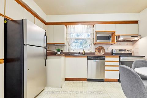 Photo 8 at 15 Bonny Lynn Court, Ionview, Toronto