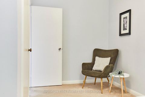 Photo 20 at 15 Bonny Lynn Court, Ionview, Toronto
