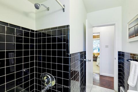 Photo 23 at 15 Bonny Lynn Court, Ionview, Toronto