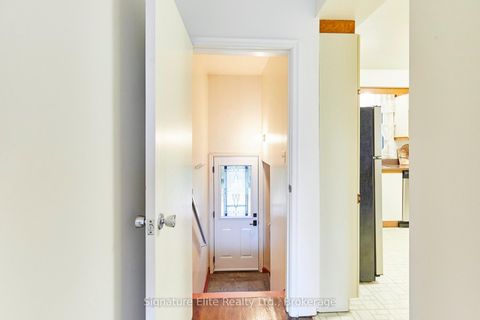 Photo 24 at 15 Bonny Lynn Court, Ionview, Toronto