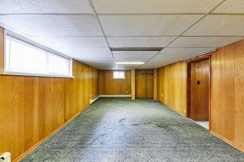 Photo 25 at 15 Bonny Lynn Court, Ionview, Toronto