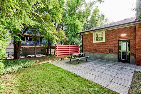 Photo 31 at 15 Bonny Lynn Court, Ionview, Toronto