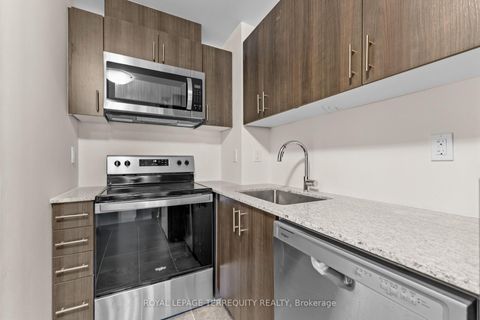 Photo 10 at 43 - 30 Liben Way, Malvern, Toronto