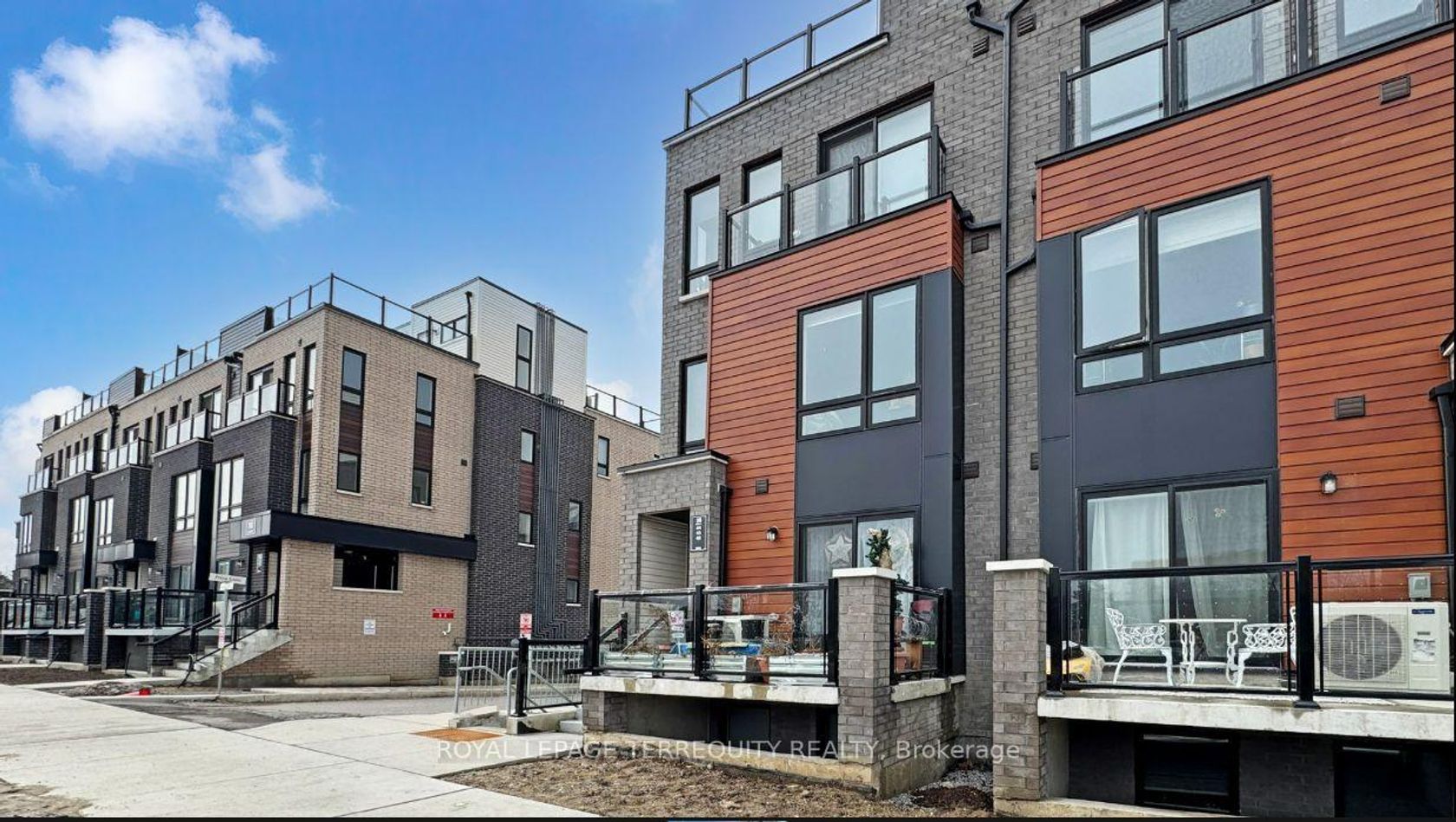 43 - 30 Liben Way, Malvern, Toronto 