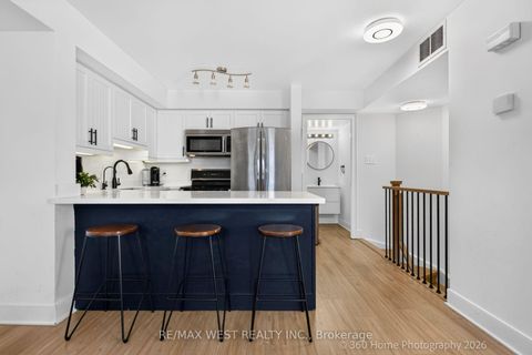 Photo 3 at 2020 - 125 George Appleton Way, CFB, Toronto