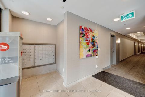 Photo 6 at 304 - 120 Canon Jackson Drive, Amesbury, Toronto