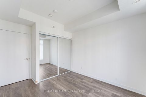 Photo 11 at 304 - 120 Canon Jackson Drive, Amesbury, Toronto