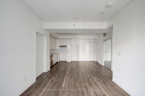 Photo 14 at 304 - 120 Canon Jackson Drive, Amesbury, Toronto