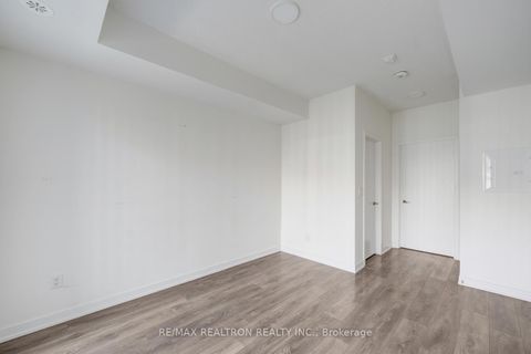 Photo 24 at 304 - 120 Canon Jackson Drive, Amesbury, Toronto