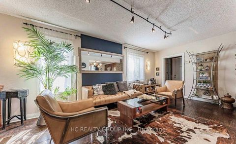 Photo 4 at 75 Shilton Road, Malvern West, Toronto