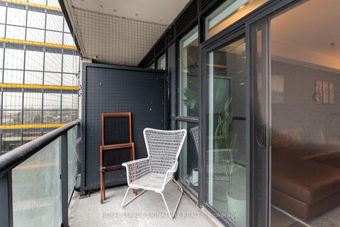 Photo 17 at 507 - 1603 Eglinton Avenue W, Oakwood Village, Toronto