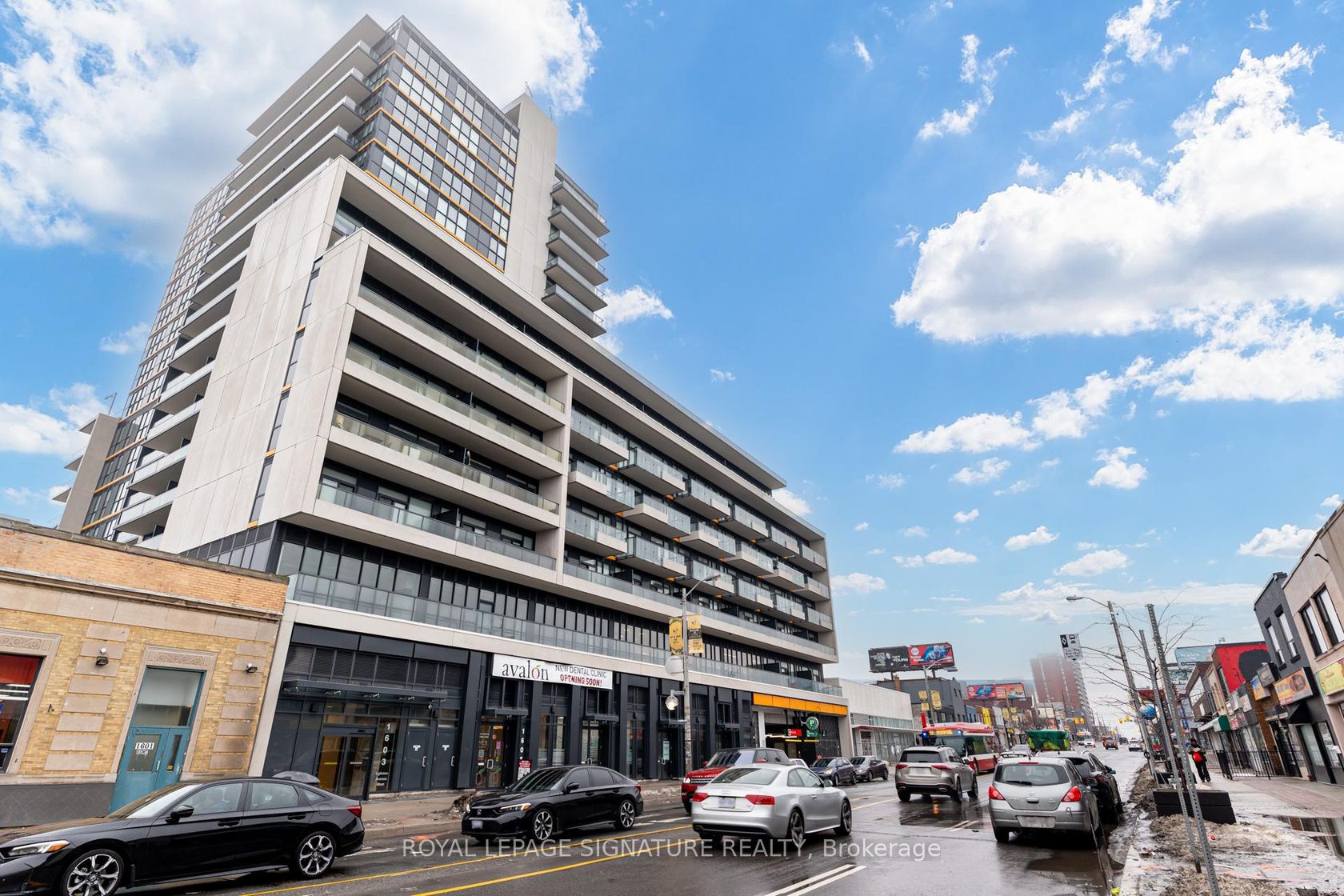 507 - 1603 Eglinton Avenue W, Oakwood Village, Toronto photo number 2