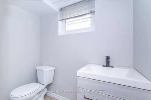 Photo 33 at 27 Innismore Crescent, Maryvale, Toronto