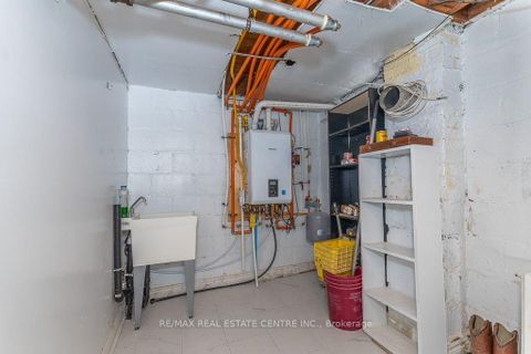 Photo 39 at 27 Innismore Crescent, Maryvale, Toronto