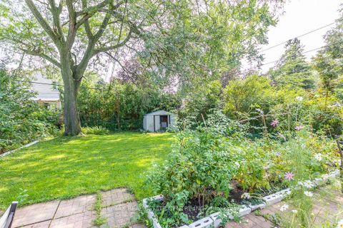 Photo 44 at 27 Innismore Crescent, Maryvale, Toronto