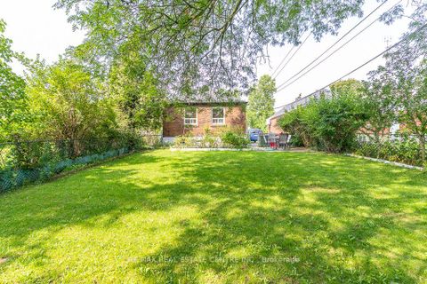 Photo 46 at 27 Innismore Crescent, Maryvale, Toronto