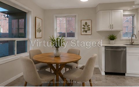 Photo 11 at 15 Millington Crescent, Central, Ajax