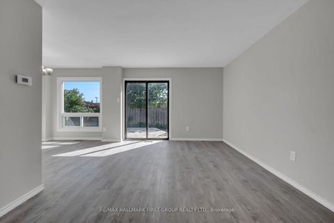 Photo 17 at 15 Millington Crescent, Central, Ajax