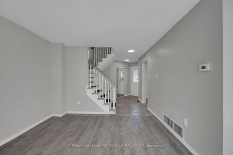 Photo 29 at 15 Millington Crescent, Central, Ajax