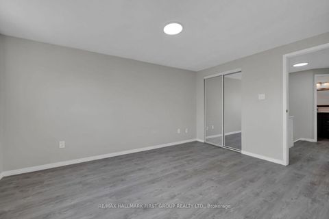 Photo 30 at 15 Millington Crescent, Central, Ajax