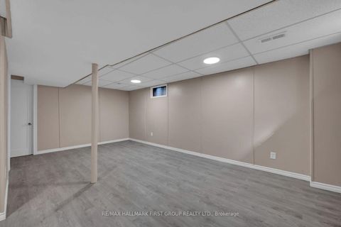 Photo 36 at 15 Millington Crescent, Central, Ajax