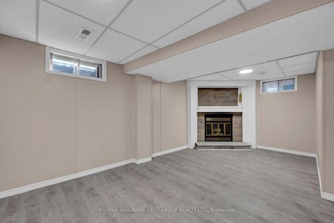 Photo 38 at 15 Millington Crescent, Central, Ajax