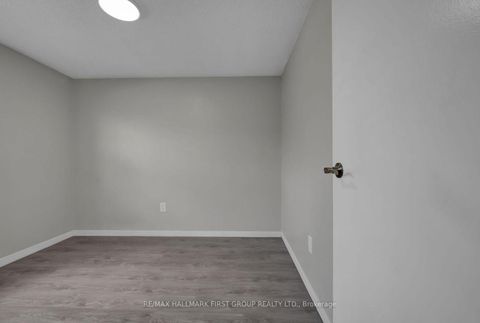 Photo 41 at 15 Millington Crescent, Central, Ajax