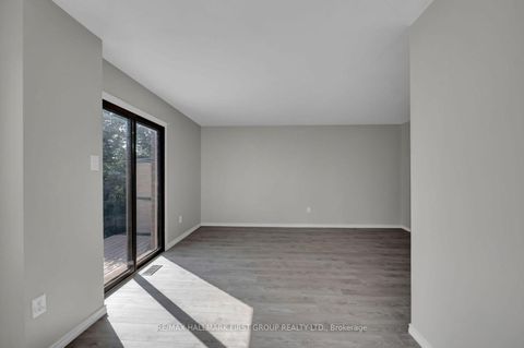 Photo 44 at 15 Millington Crescent, Central, Ajax