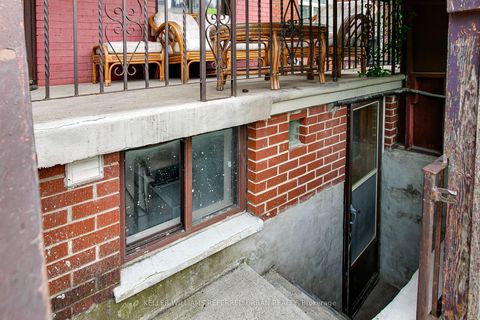 Photo 4 at 458 Concord Avenue, Junction, Toronto