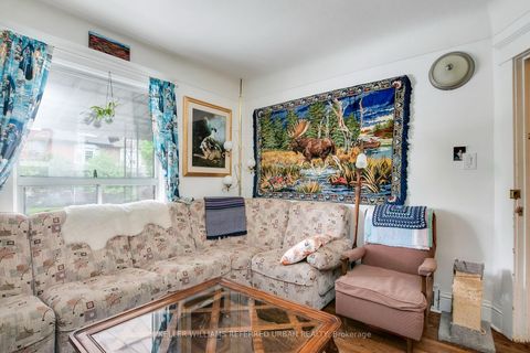 Photo 8 at 458 Concord Avenue, Junction, Toronto